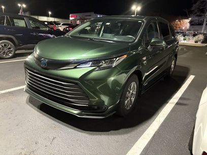 Used 2021 Toyota Sienna LE