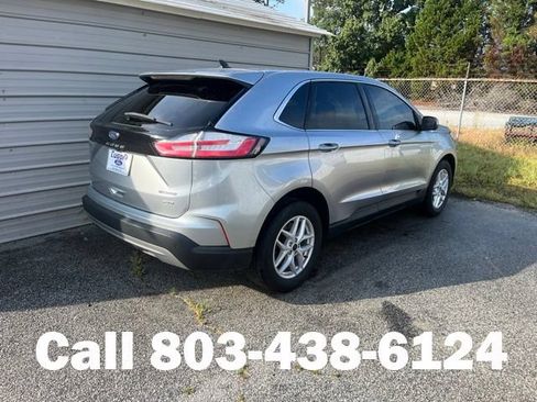 Used 2023 Ford Edge SEL AWD/4WD image 2