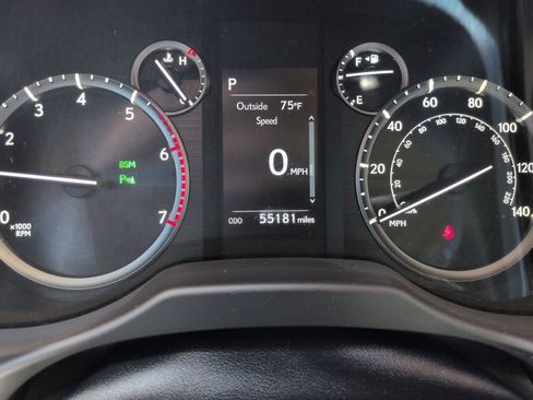 Used 2020 Lexus GX 460 Premium w/ Premium Package AWD/4WD image 15