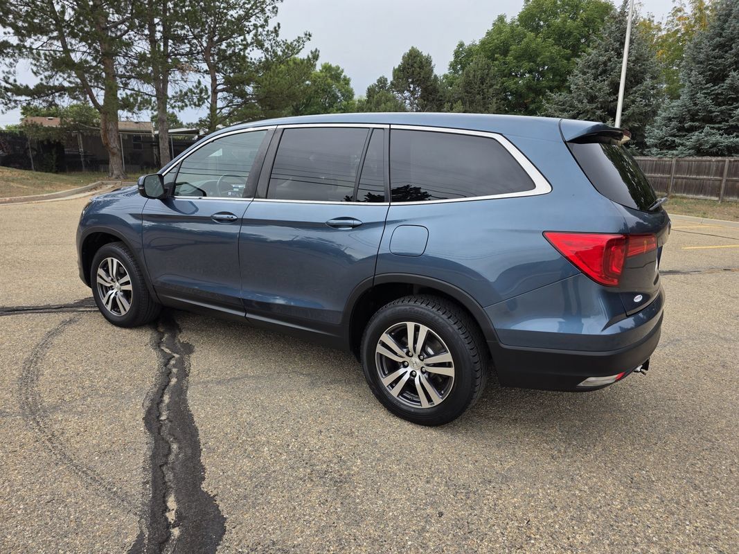 Used 2017 Honda Pilot EX-L image 3
