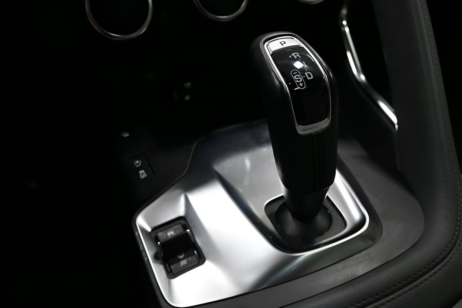 Used 2019 Jaguar E-PACE S AWD/4WD image 23