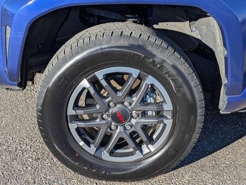 Used 2025 Toyota Tacoma TRD Sport w/ TRD Sport Premium Package image 14