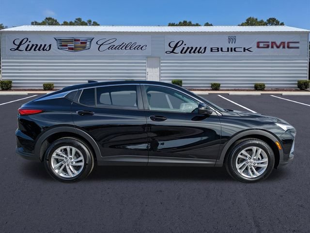 New 2026 Buick Envista Preferred w/ Convenience II Package FWD image 3