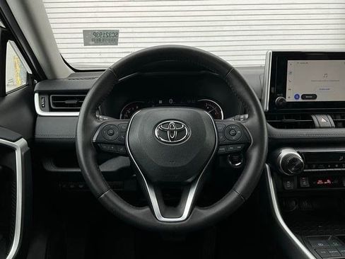 Used 2025 Toyota RAV4 XLE w/ Weather Package image 33