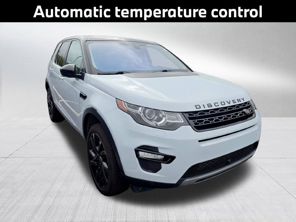 Used 2017 Land Rover Discovery Sport HSE AWD/4WD image 4
