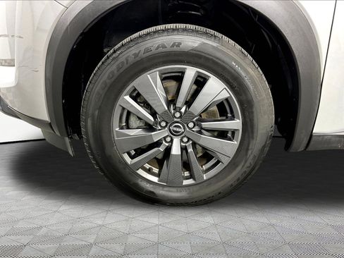 Used 2022 Nissan Pathfinder SV AWD/4WD image 34
