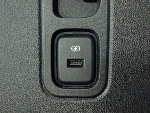Used 2022 Chevrolet Traverse LS w/ Midnight/Sport Edition AWD/4WD image 15