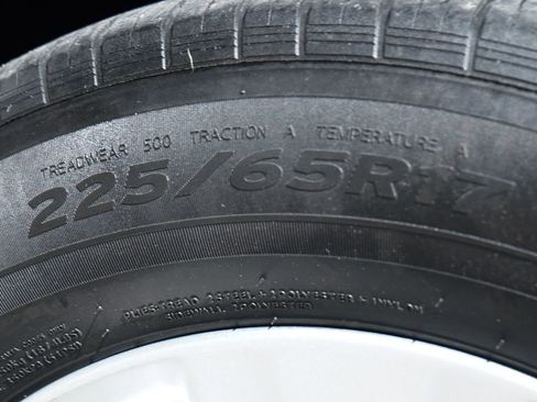 Used 2020 Toyota RAV4 XLE AWD/4WD image 39