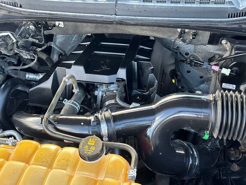 Used 2016 Ford F150 XLT w/ XTR Package image 19