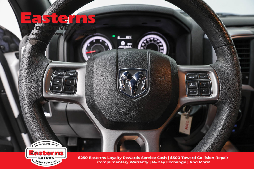 Used 2022 RAM 1500 Warlock AWD/4WD image 11