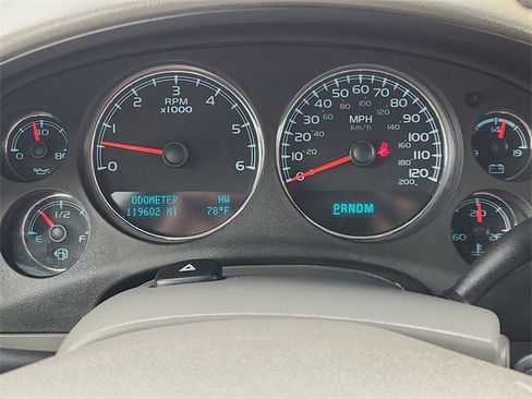 Used 2014 Chevrolet Suburban LT w/ Luxury Package image 12