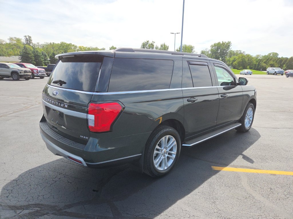 Used 2022 Ford Expedition Max XLT AWD/4WD image 7