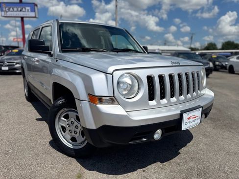 Used 2011 Jeep Patriot Sport w/ PWR Value Group image 2