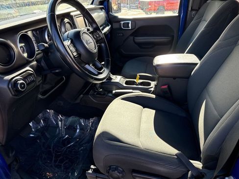 Used 2018 Jeep Wrangler Sport AWD/4WD image 23