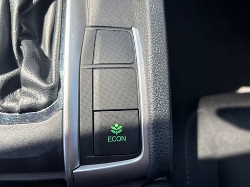 Used 2020 Honda Civic LX image 26