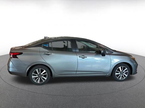 Used 2025 Nissan Versa SV FWD image 16