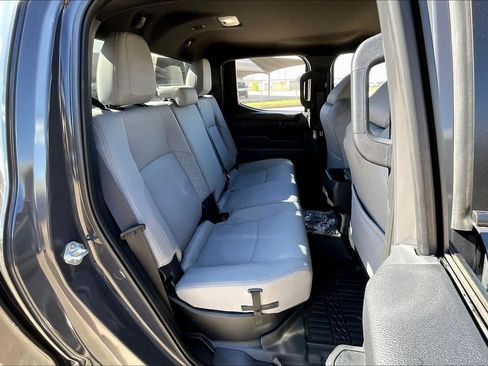 Used 2025 Toyota Tacoma SR5 image 18