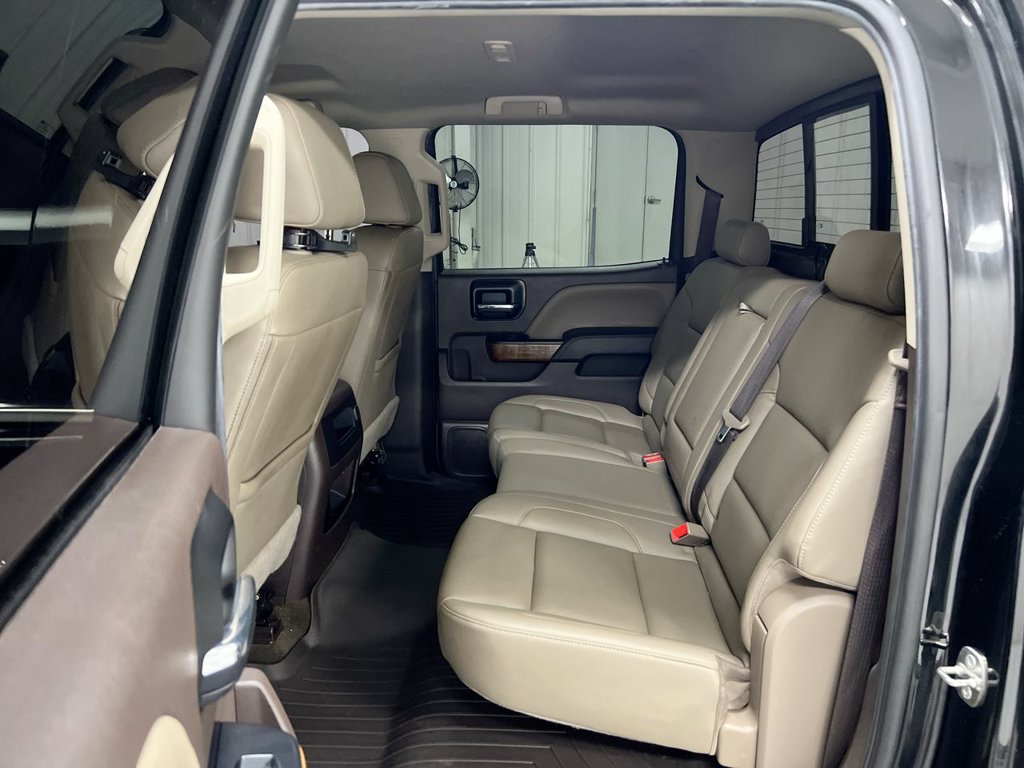 Used 2018 GMC Sierra 1500 SLT w/ SLT Premium Package AWD/4WD image 22