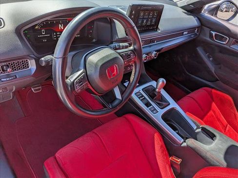 Used 2024 Honda Civic Type R image 10