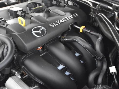 Used 2025 MAZDA MX-5 Miata RF Club RWD image 44