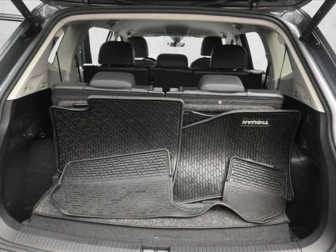 Used 2022 Volkswagen Tiguan SE FWD image 24