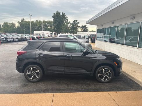 Used 2022 Chevrolet TrailBlazer RS w/ Sun and Liftgate Package AWD/4WD image 4