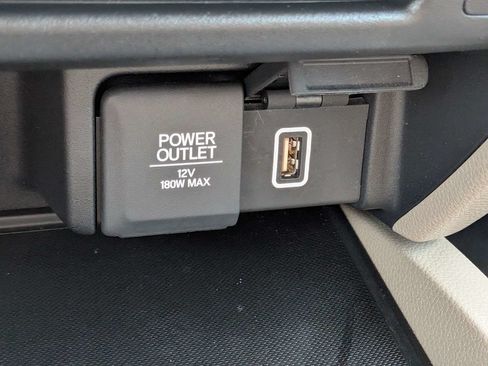 Used 2019 Honda Pilot LX image 25