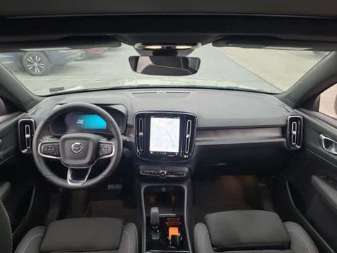 Used 2023 Volvo XC40 Recharge Plus w/ Protection Package Premier image 3