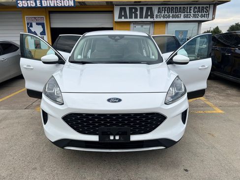 Used 2020 Ford Escape SE AWD/4WD image 8