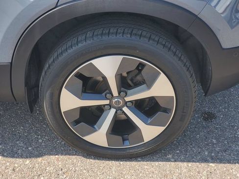 Certified 2023 Volvo XC40 B5 Plus w/ Driver Assist Package AWD/4WD image 7