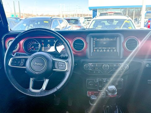 Used 2018 Jeep Wrangler Unlimited Rubicon w/ Steel Bumper Group image 23