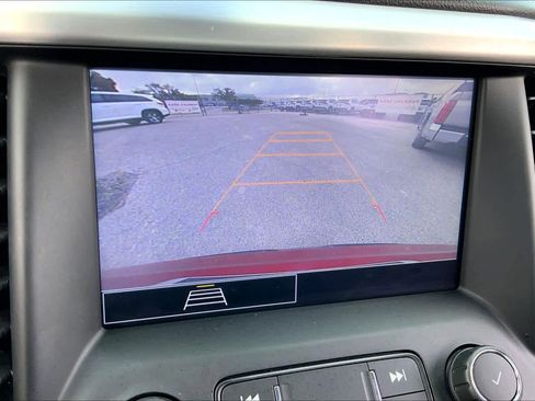 Used 2021 GMC Acadia SLE image 25