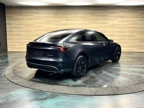 Used 2025 Tesla Model 3 Long Range AWD/4WD image 15