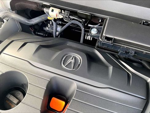 Used 2025 Acura RDX SH-AWD image 33