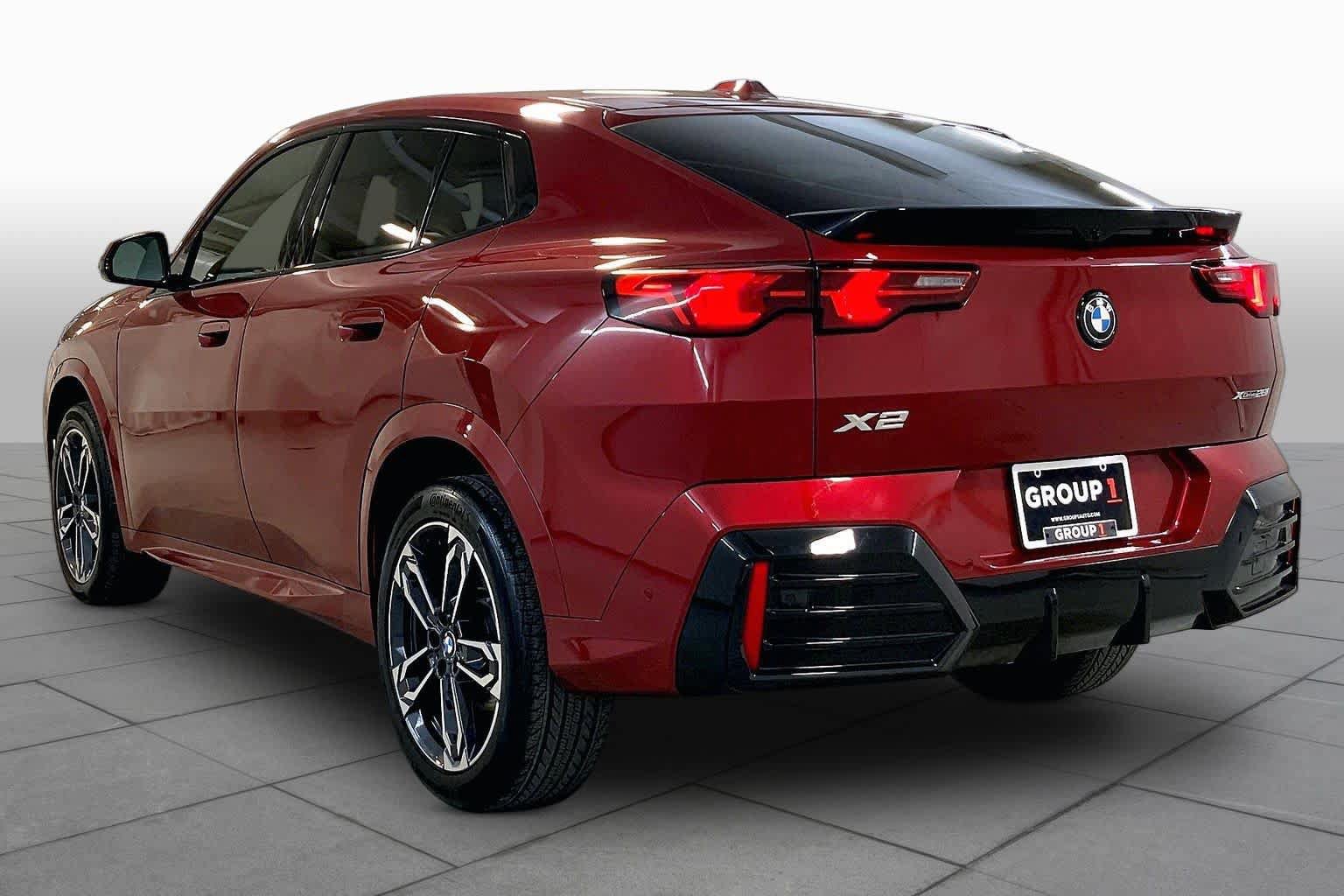 Used 2025 BMW X2 xDrive28i w/ Premium Package AWD/4WD image 11