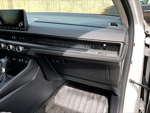 Used 2024 Honda CR-V EX image 19