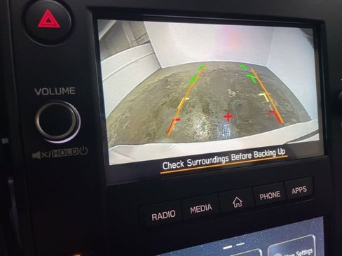 Used 2025 Subaru Impreza 2.0i image 8