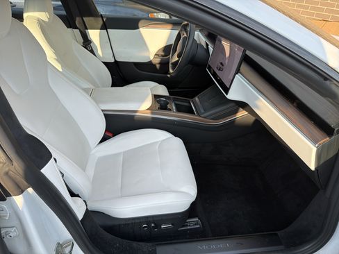 Used 2023 Tesla Model S AWD/4WD image 2