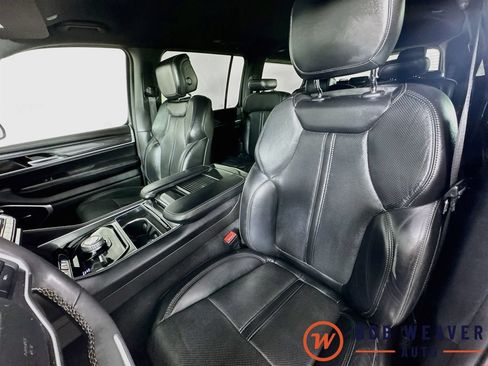 Used 2022 Jeep Wagoneer Series I AWD/4WD image 26