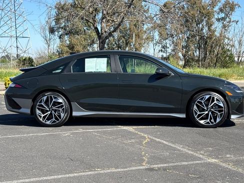Used 2023 Hyundai Ioniq 6 SEL RWD image 3