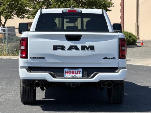 New 2026 RAM 1500 Laramie AWD/4WD image 4