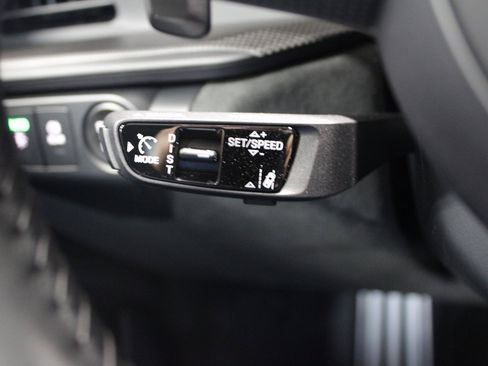 New 2025 Porsche 911 Carrera 4 GTS image 27