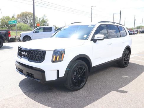 Used 2024 Kia Telluride EX X-Line image 3