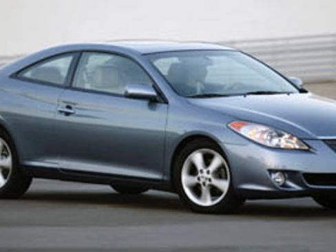 Used 2005 Toyota Solara SLE w/ Leather Pkg FWD image 1