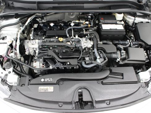 Used 2026 Toyota Corolla LE FWD image 35
