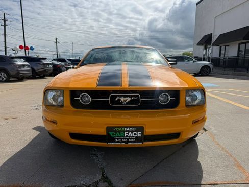 Used 2008 Ford Mustang Coupe RWD image 2