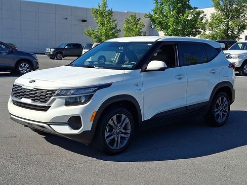 Used 2021 Kia Seltos LX AWD/4WD image 5