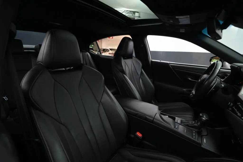 Used 2020 Lexus ES 350 F Sport w/ Accessory Package 2 FWD image 54