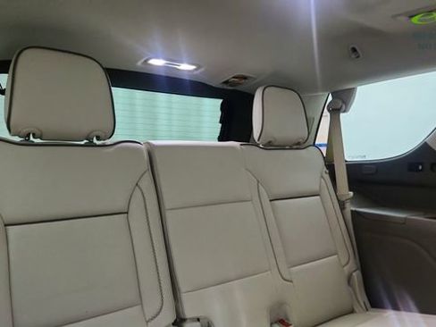 Used 2024 GMC Yukon Denali AWD/4WD image 30