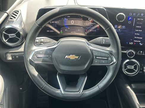 Used 2024 Chevrolet Blazer EV LT AWD/4WD image 19